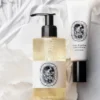 Fleur de Peau – gel detergente profumato per il corpo Fleur de Peau – gel detergente profumato per il corpo